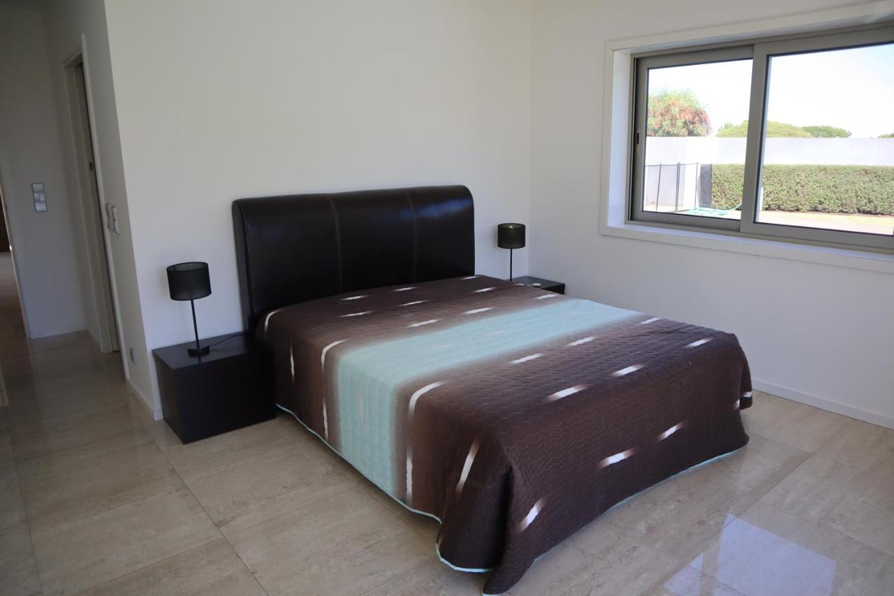 Villa Dos Salgados, 5Bdr, Beach Front, Near Salgados Golf Club กีอา ภายนอก รูปภาพ